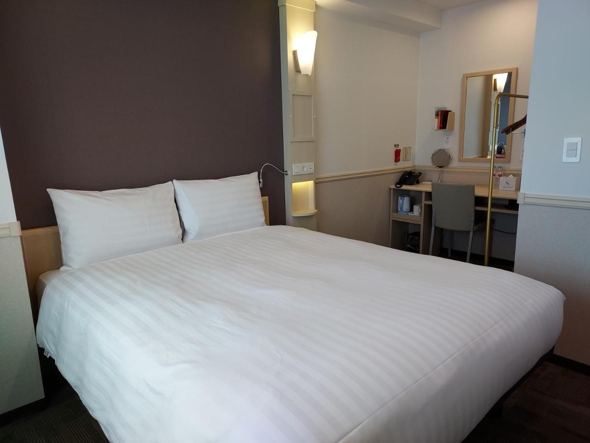 Toyoko Inn Чханвон Экстерьер фото