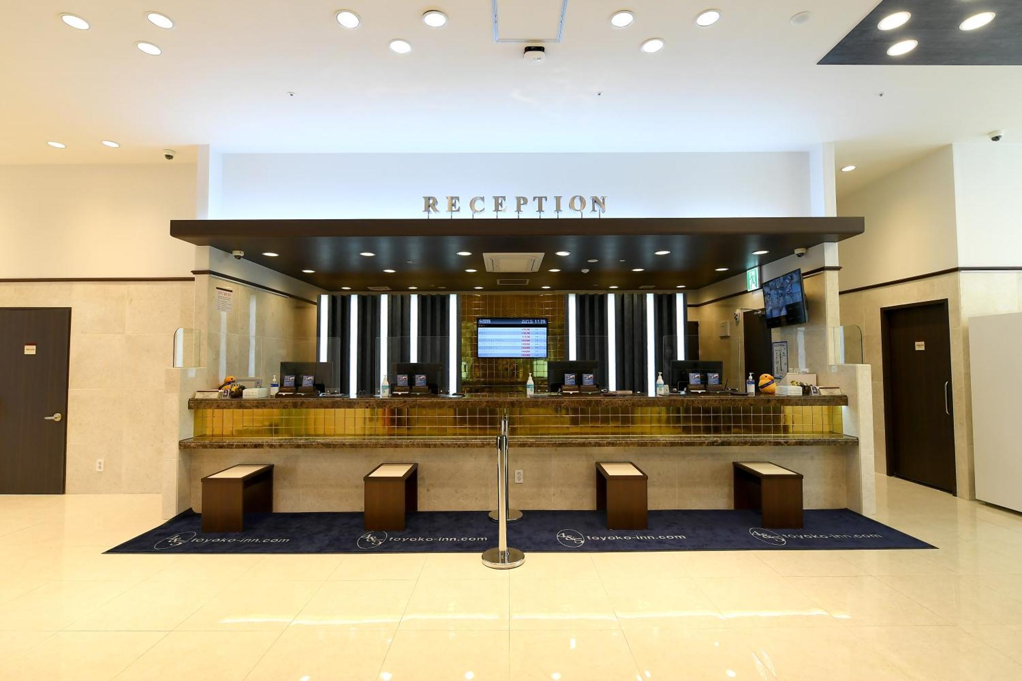 Toyoko Inn Чханвон Экстерьер фото