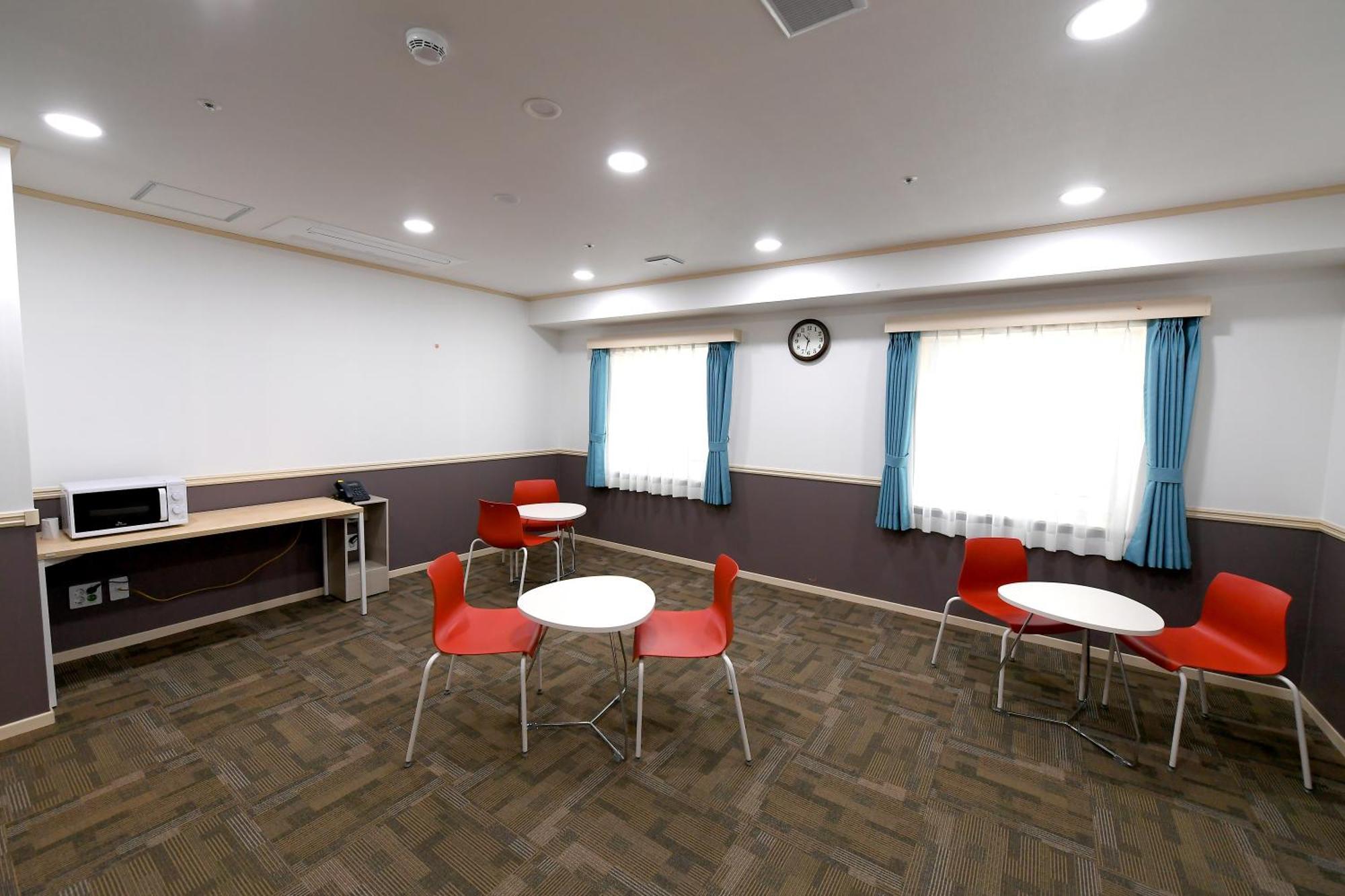 Toyoko Inn Чханвон Экстерьер фото